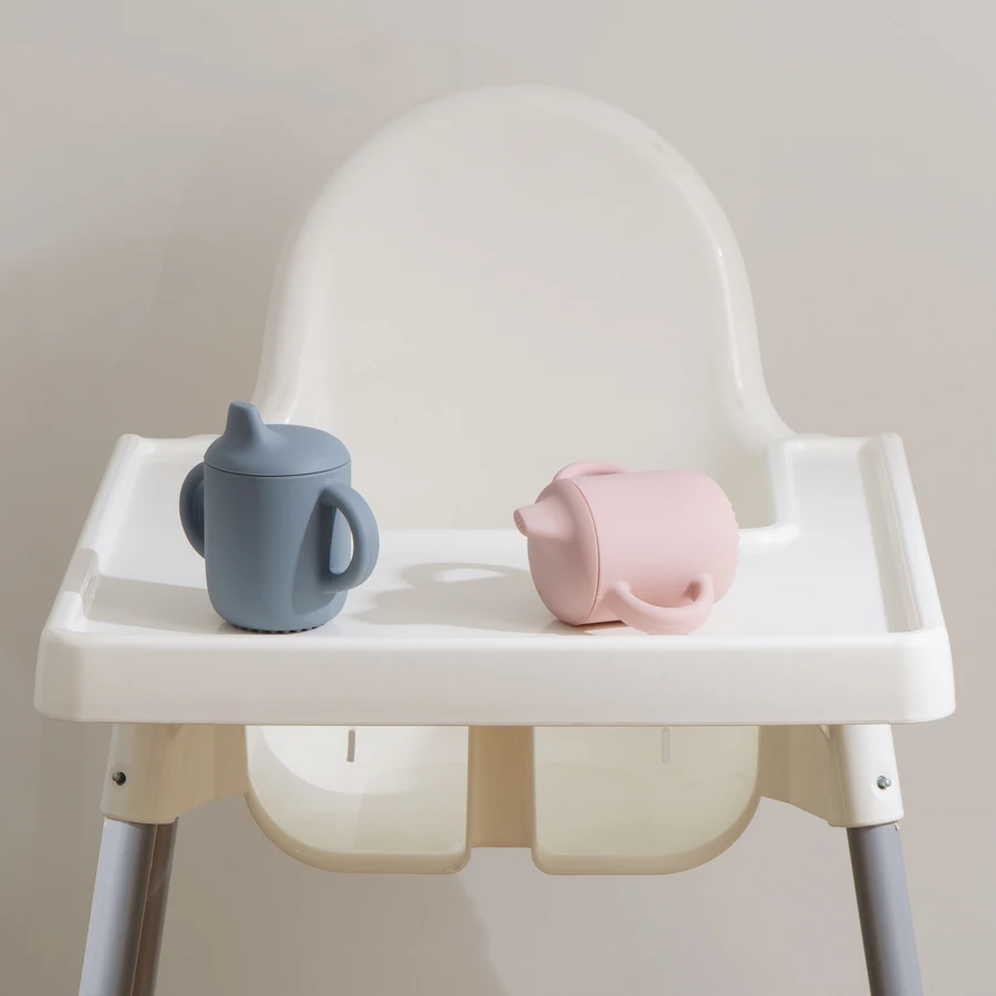 1PCS Baby Feeding Silicone Cups For Infants And Young Children Portable Learning Hand Shank Drinking Water Cups Baby Stuff - Imagen 5
